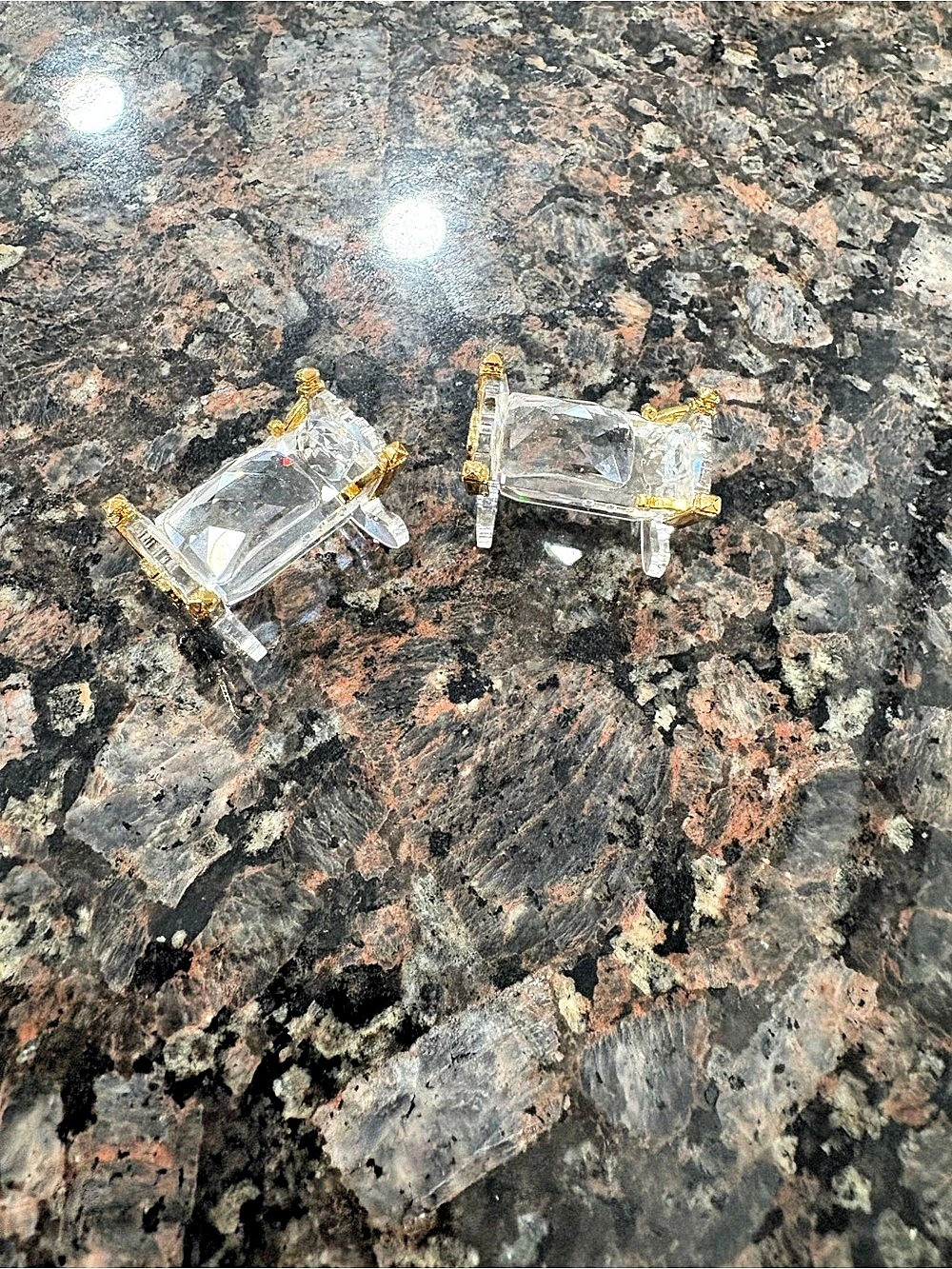 Swarovski Crystal Memories Classics Collection Crystal Figurines - Picture 9 of 10